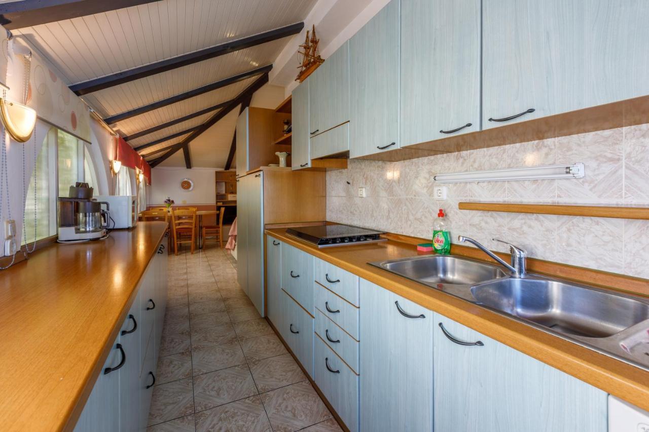 Apartmani Visnja Crikvenica Luaran gambar