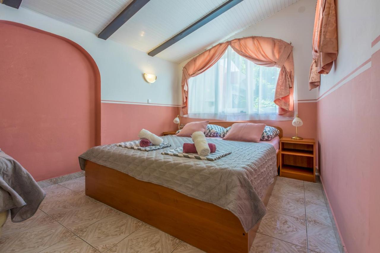 Apartmani Visnja Crikvenica Luaran gambar