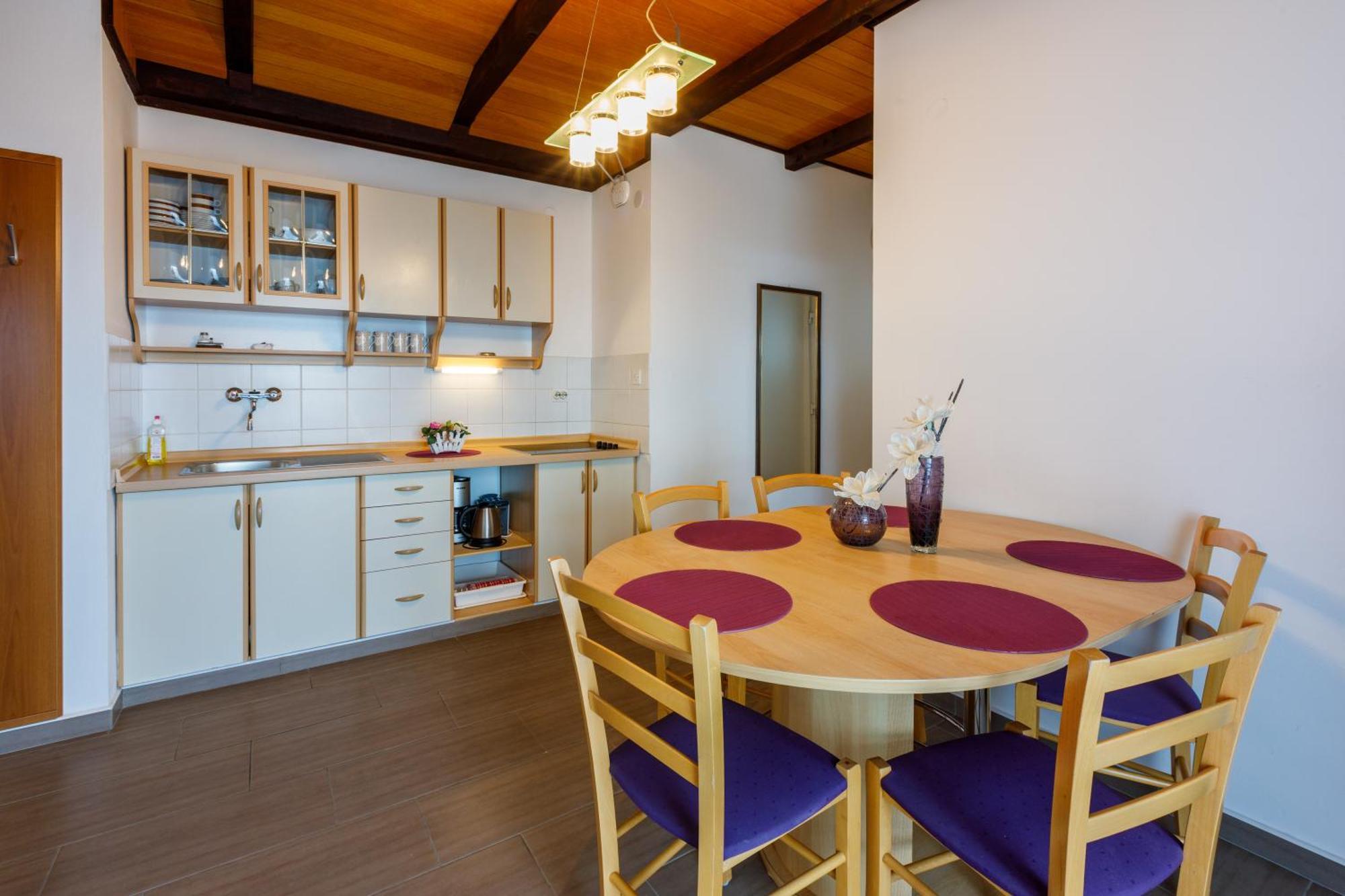 Apartmani Visnja Crikvenica Luaran gambar